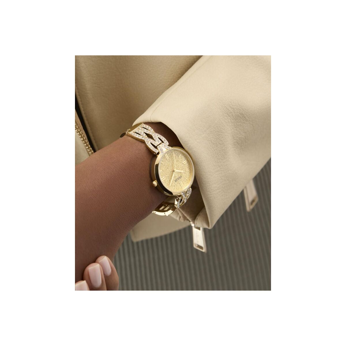 V4H2550E5208CDFE7C7296B9576BA651B2FR7470859P8