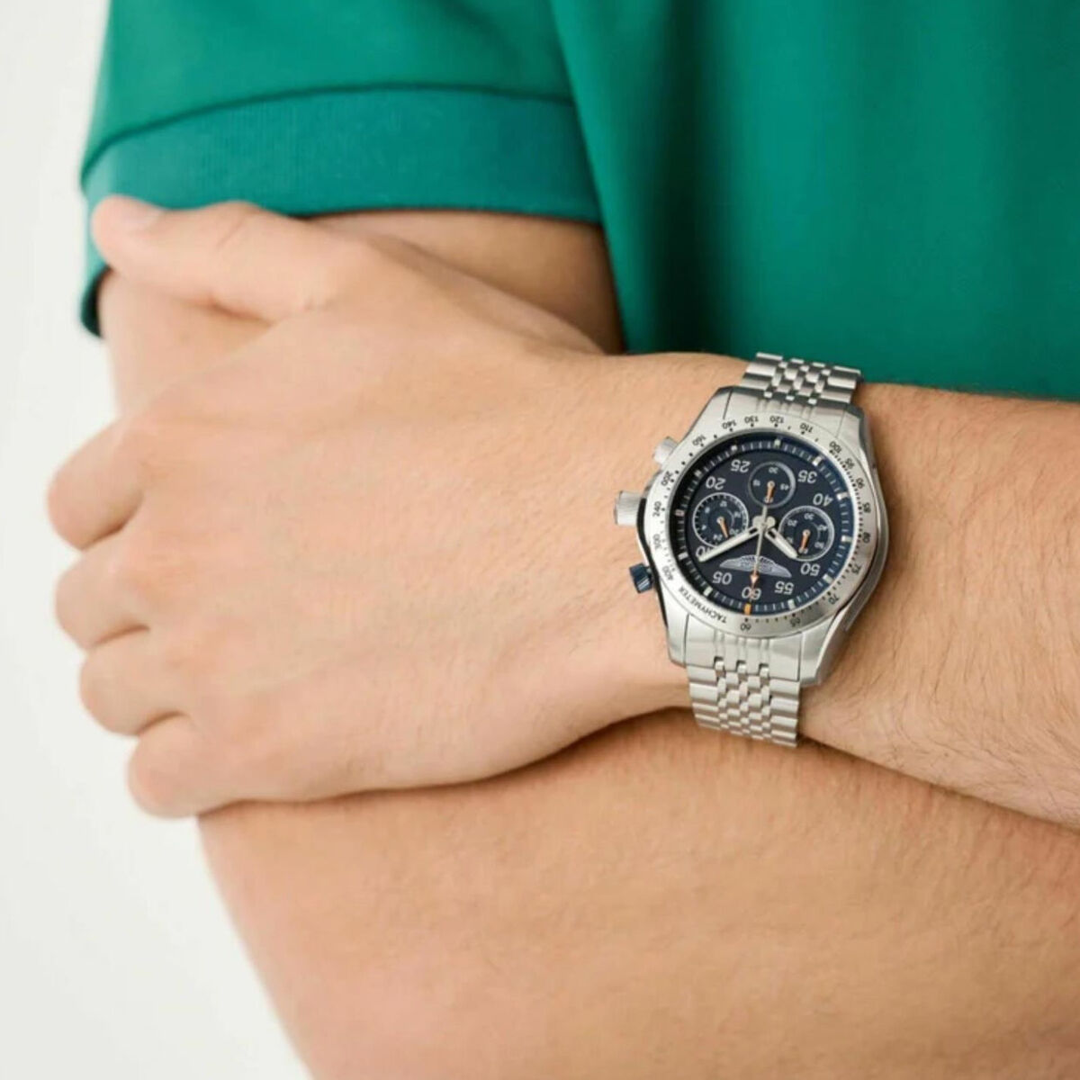 V2H3DB85BD695944667B7B3B73688E1E218R7724164P4