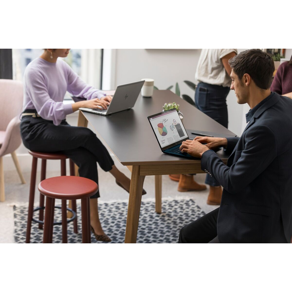 V6H6583FCE05B443D1F57FDADA0FC794252R6338416P7