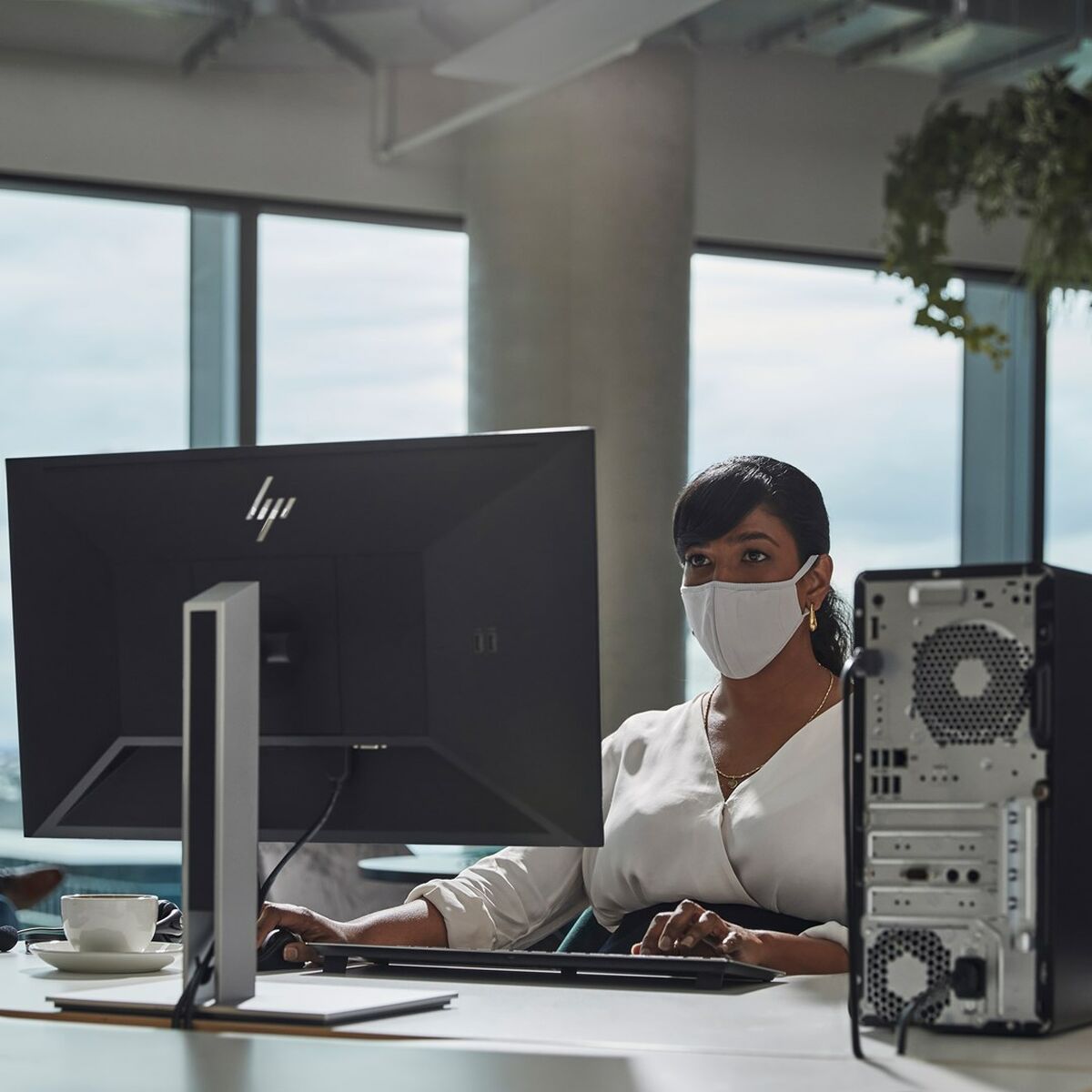 V7HC24317E2D1B98D580195BA488CCF7753R6268153P9