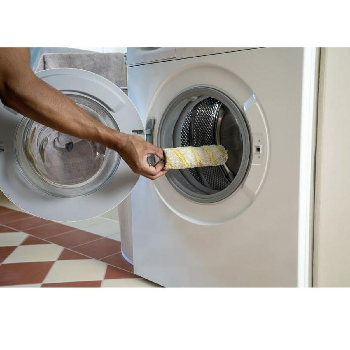 V7H173D9F8831E246711AEC2833CDEEFCFFR6332007P4