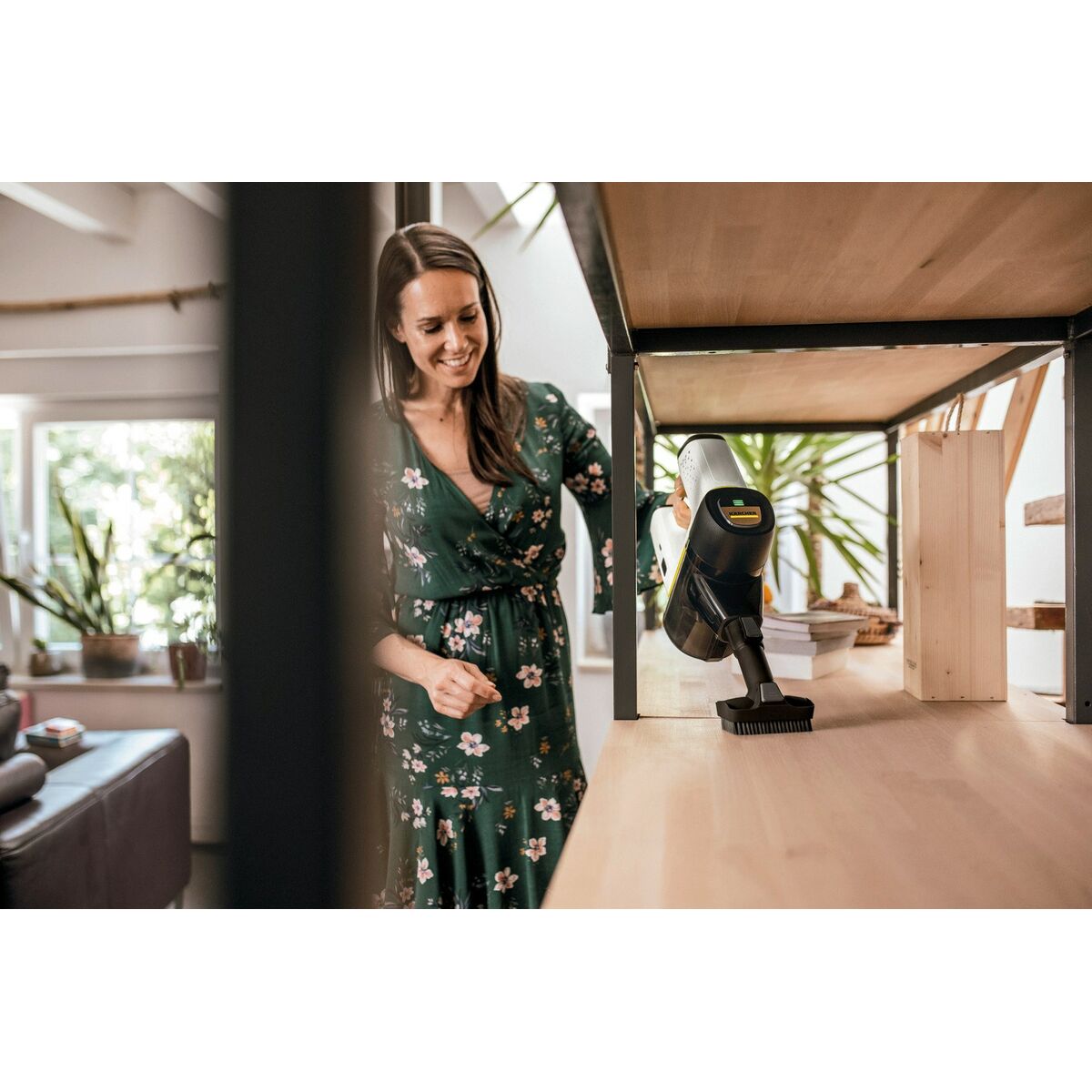 V7H4D268B62BB376E6766177F5B04C0D670R6406944P6