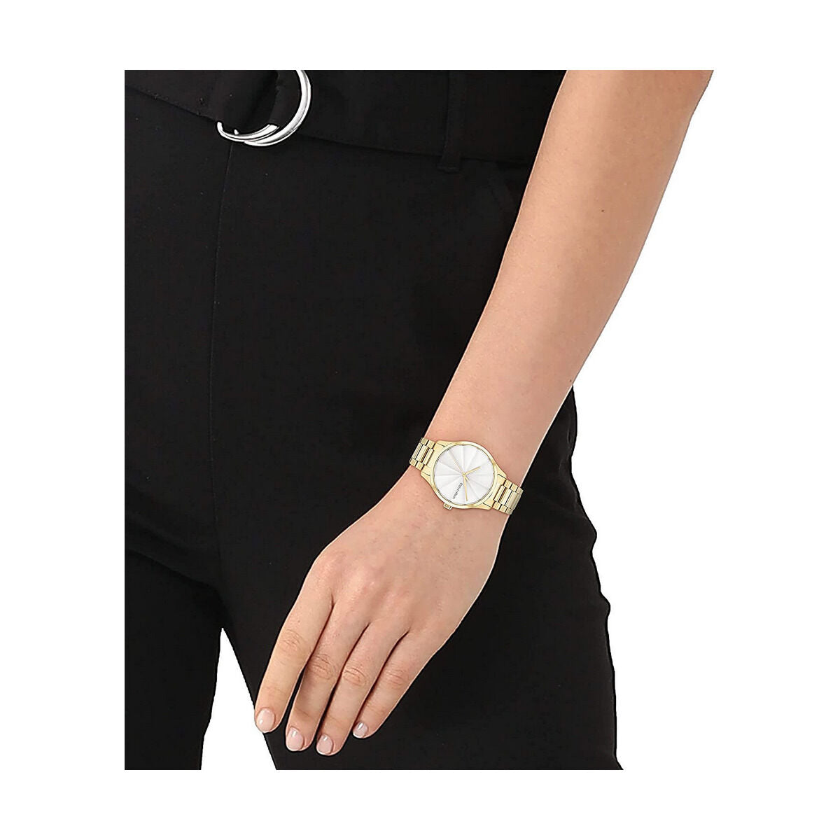 V8H1D2C9EE3B7F112960F12C8AEC2EEA233R4641624P4