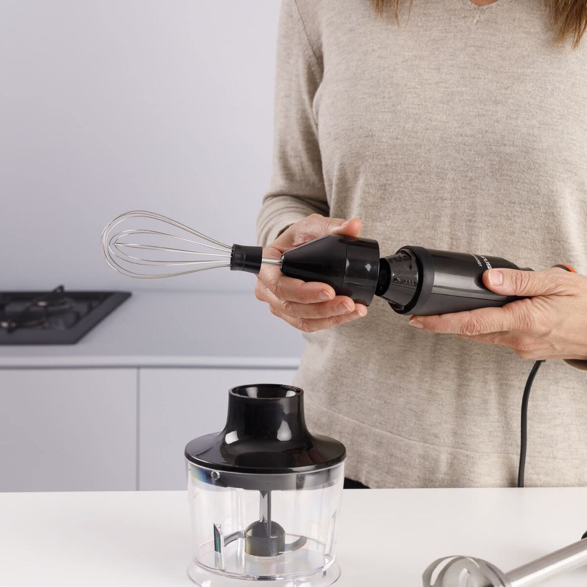 V4HB90791FB5787F5678119AE7EF03A8CE9R7361701P4