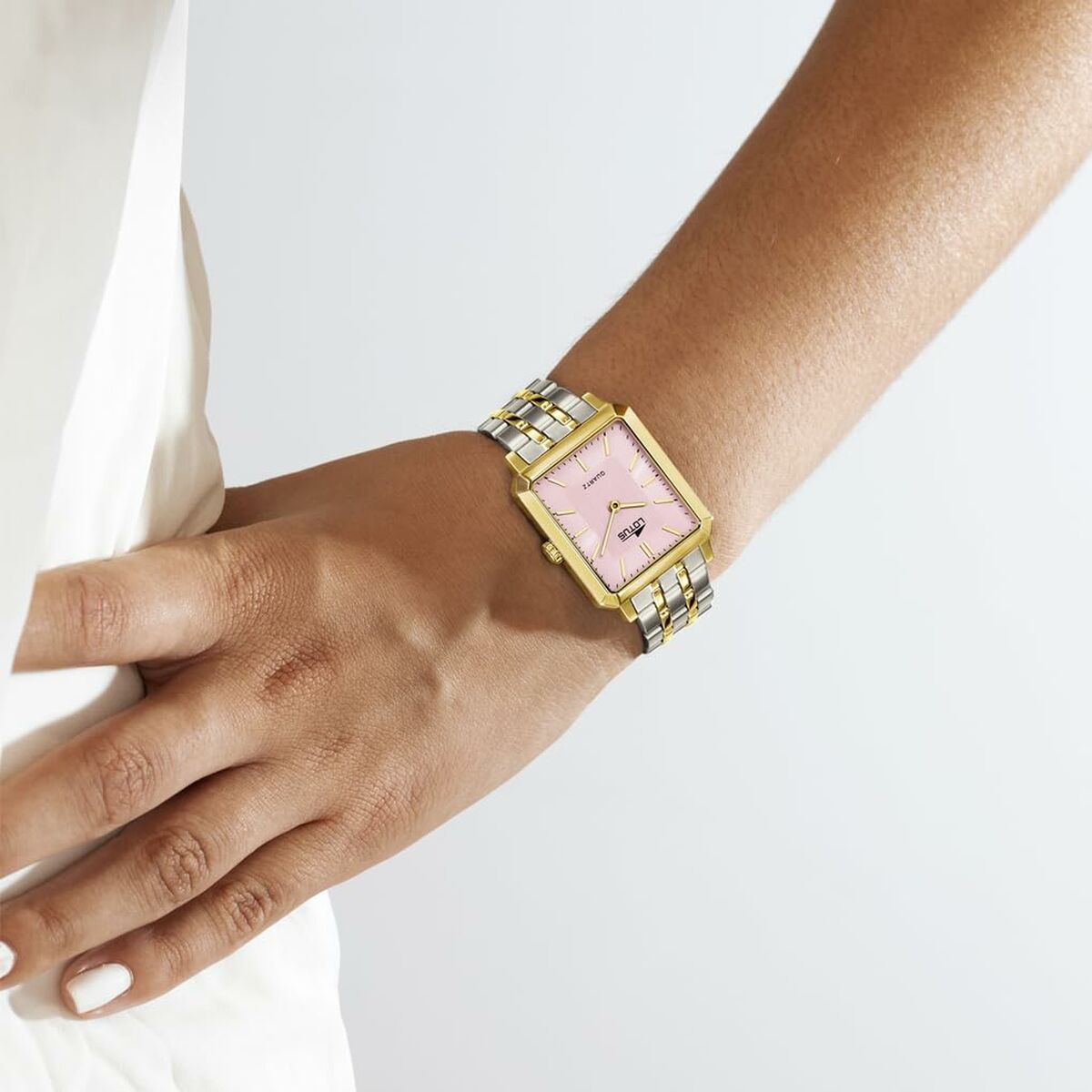 V5HC1A92CE9E6816C6603D7BC52976785A8R6185678P3