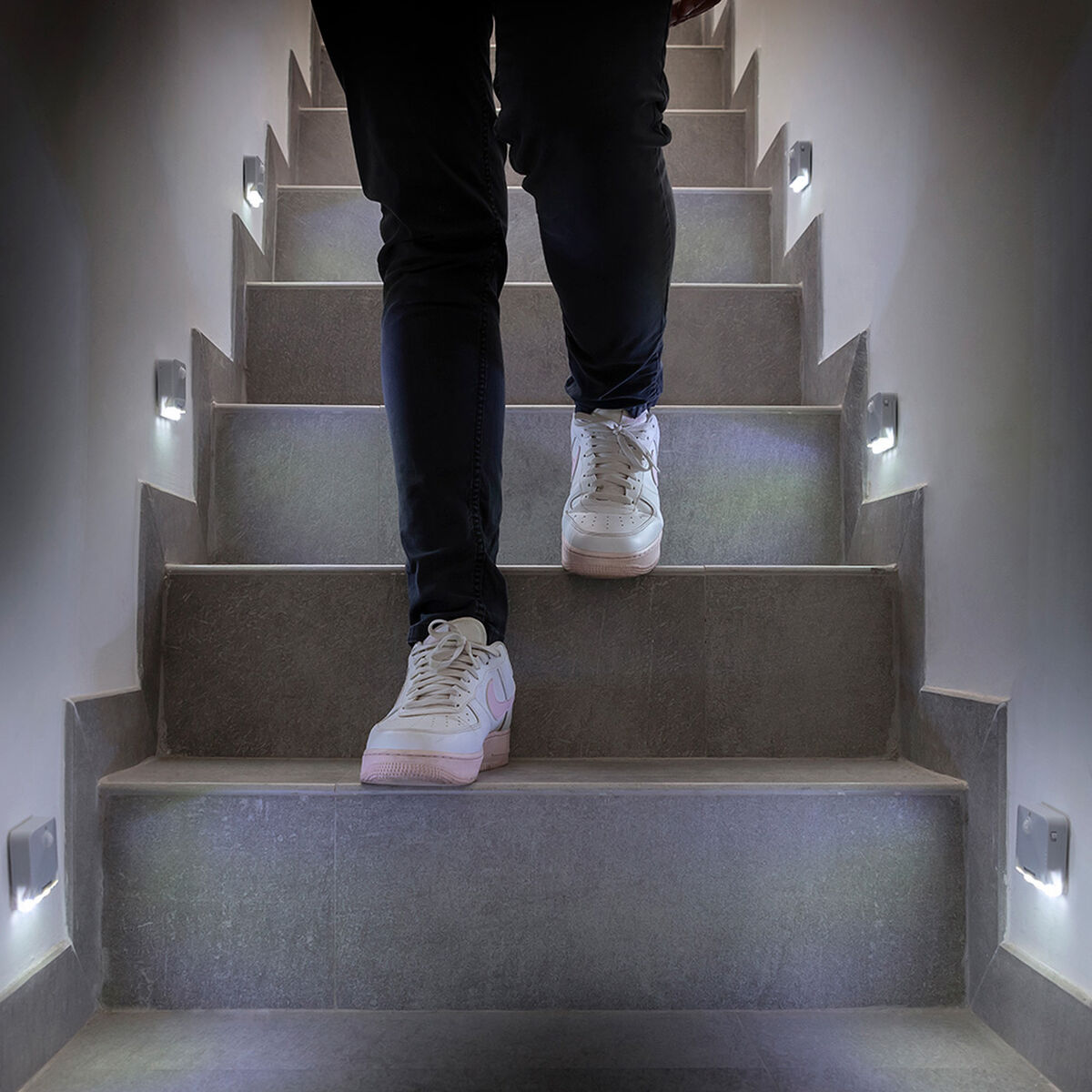 V5H9C3B2312EB8EC28D93EFAD3C04A668D5R5574005P10